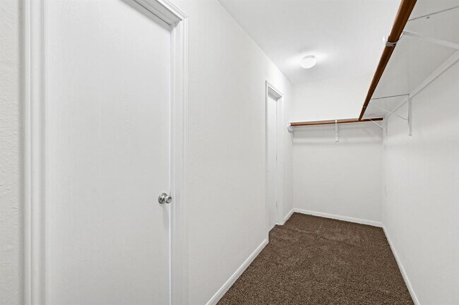Building Photo - 29507 Legends Branch Ln