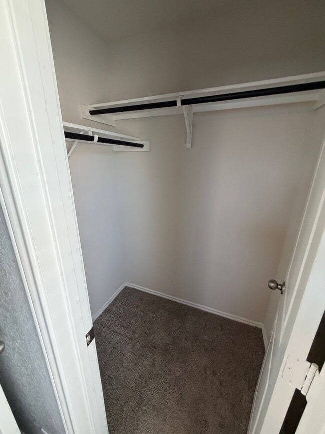 Building Photo - Redbird Ranch/ DR Horton Home For rent