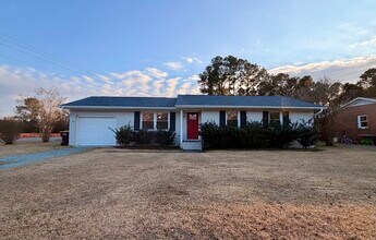 Building Photo - 101 Holly Rd