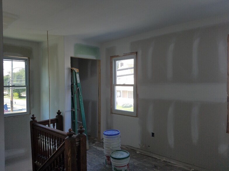 Building Photo - 1116 S Main St