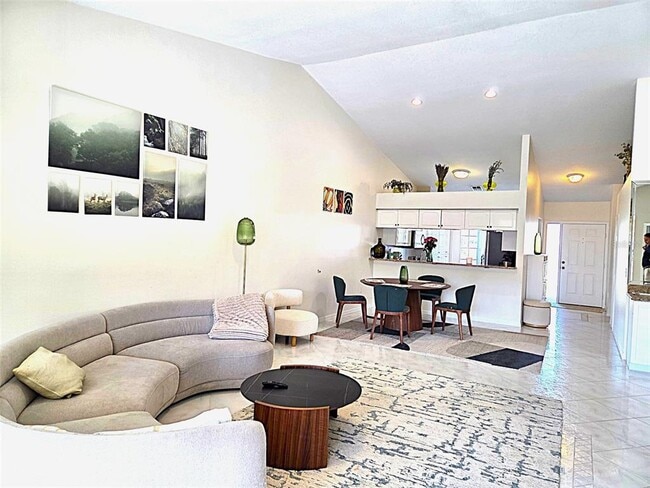 Building Photo - 2547 Estancia Blvd