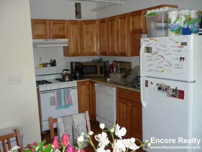 Building Photo - 1615 Commonwealth Ave