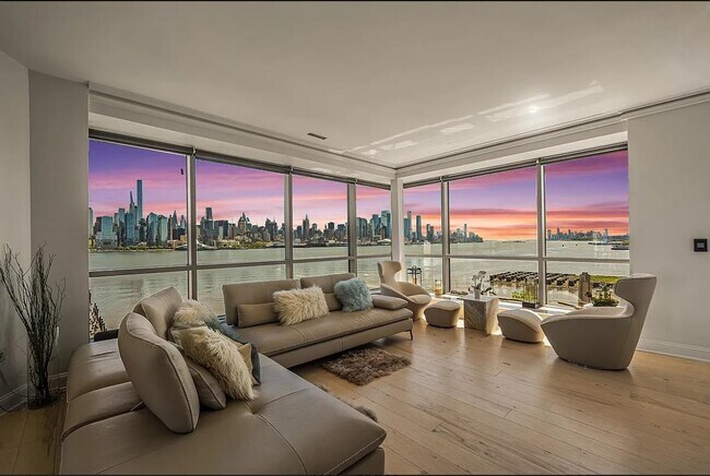 Primary Photo - 20 Ave at Port Imperial