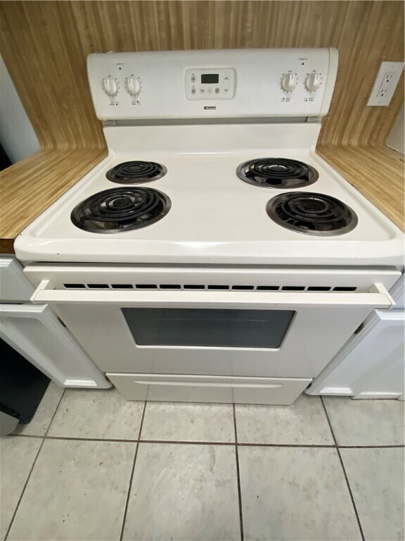 Building Photo - 313 Easy St