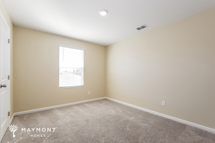 Building Photo - 2692 Island Walk Dr