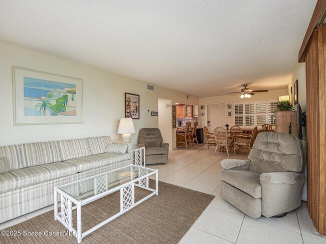 Building Photo - 4450 Jimmy Buffett Mem Hwy