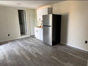 Building Photo - 39 Dunston Ave