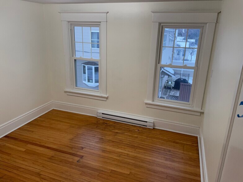 Middle Bedroom - 6 Morrison Ave