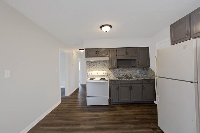 Building Photo - Newly Renovated 4BR/1.5BA Home with Large Yard + Storage Shed | Flexible Kitchen Island