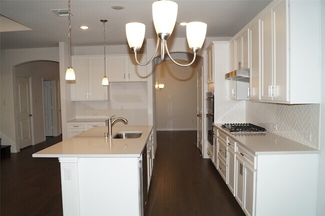 Building Photo - 2056 Meliana Dr
