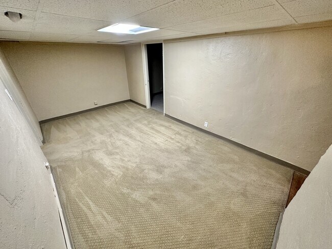 Building Photo - 20 Coffey Ln