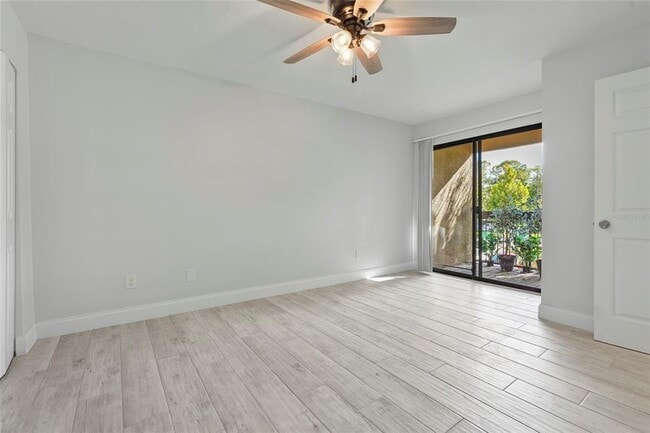 Building Photo - 4045 Crockers Lake Blvd