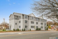 Building Photo - 1645 Black Rock Tpke