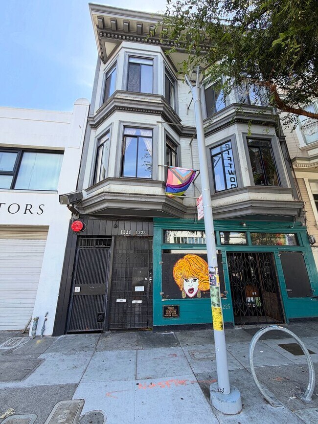 Building Photo - 1221-1225-1225 Folsom St