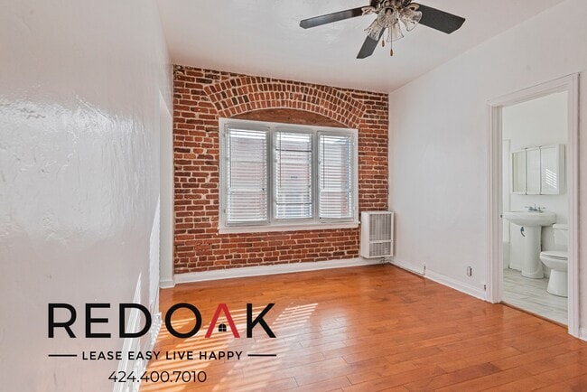 Building Photo - 1616 Normandie Ave