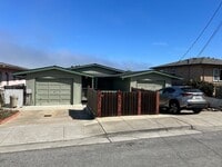 Building Photo - Liane St. (510) (LO)