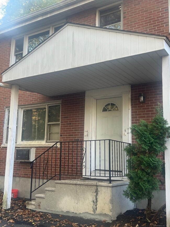 Primary Photo - 56 Wakelee Ave