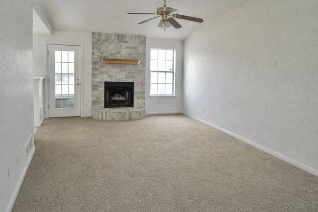 Building Photo - AVAILABLE SOON!