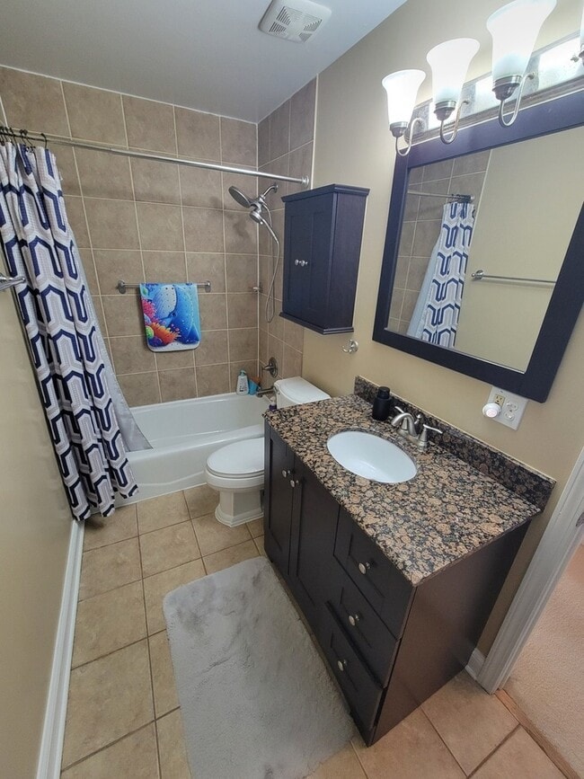 Building Photo - 7722 Milan Way