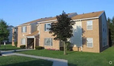 Building Photo - 980 Meadow Ln