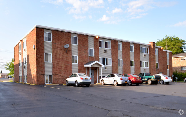 Pineview Apartments - Niagara Falls, NY | Apartment Finder