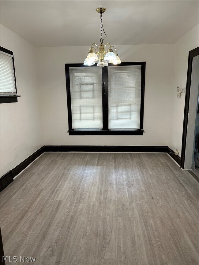 Building Photo - 1286 E 152nd St