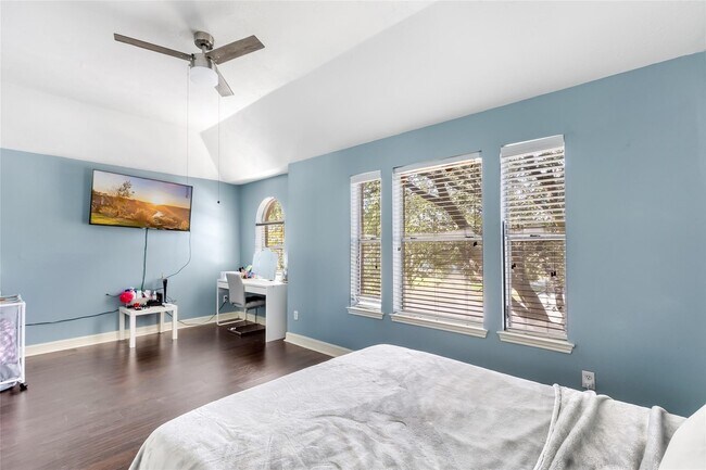 Building Photo - 18042 Noble Forest Dr