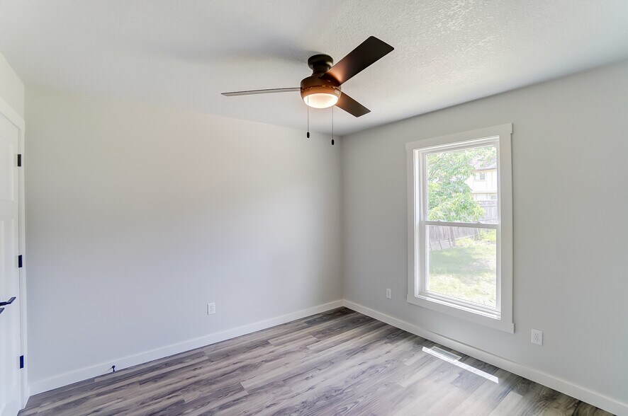 Building Photo - 3011 Cletus Pky