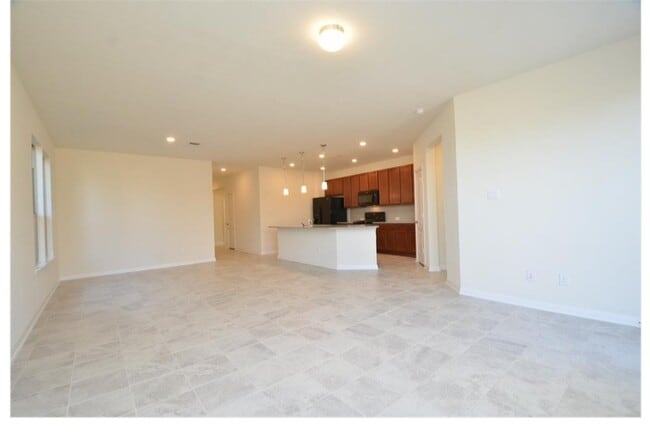 Building Photo - 20910 Westgreen Spgs Dr