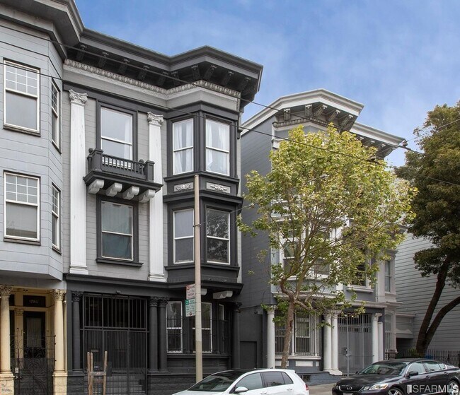 Building Photo - 1058 Divisadero St