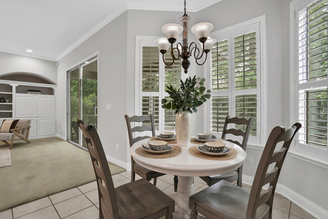 Breakfast area - 14566 Marsh View Dr