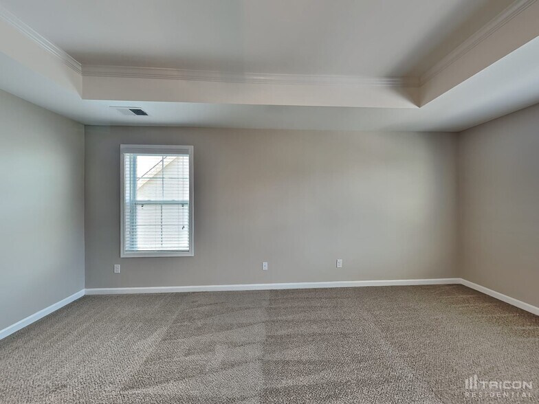 Building Photo - 3913 Norman View Dr