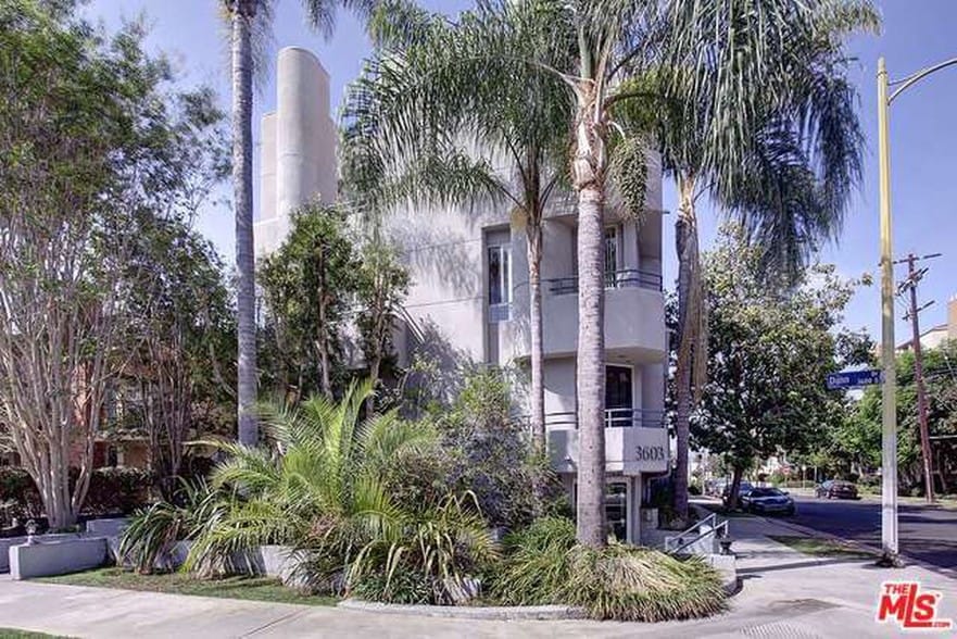 Building Photo - 3603 Dunn Dr