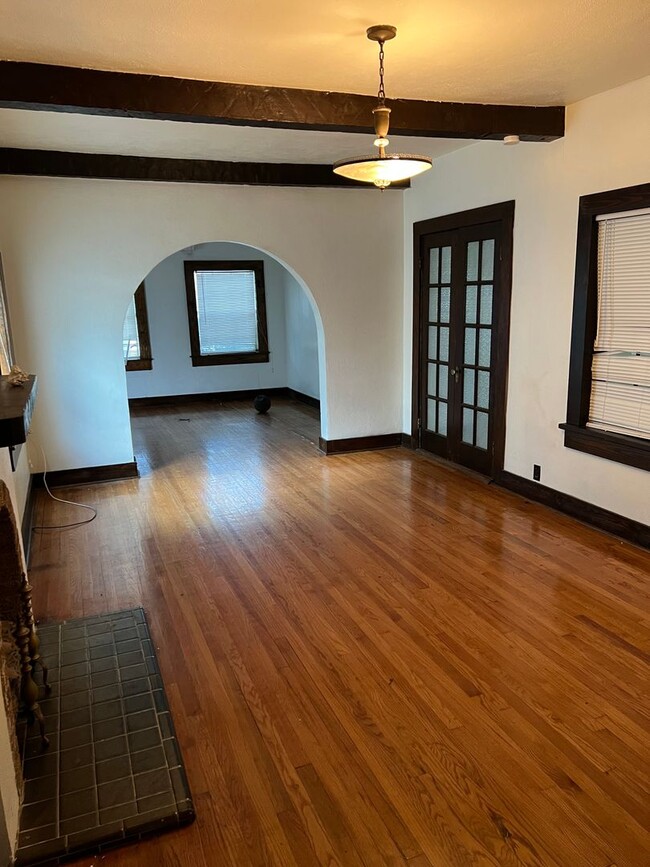 Building Photo - New Rental!!!!