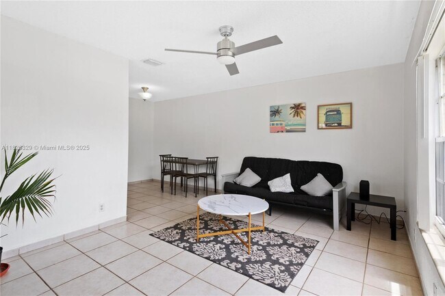 Primary Photo - 1230 NW 7th Terrace
