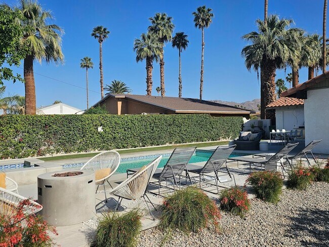Building Photo - 73280 San Nicholas Ave