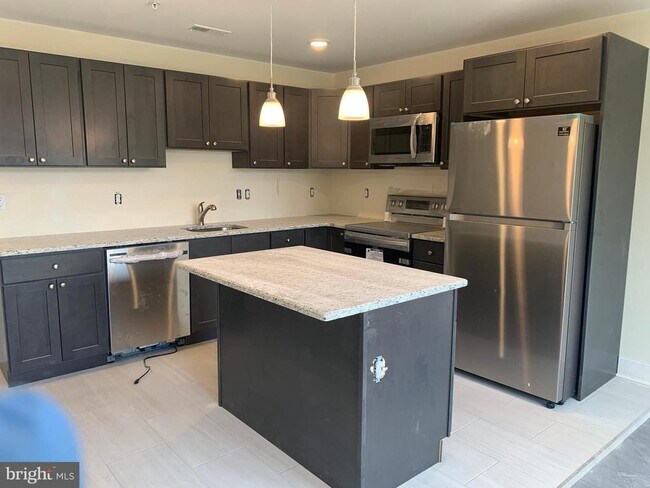 Building Photo - 1848 N 19th St