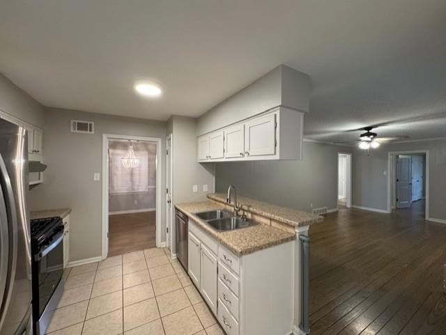 Building Photo - 1592 W Crestwood Dr