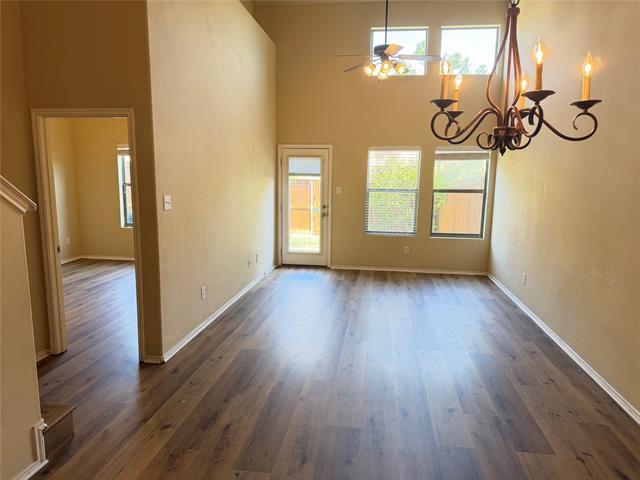 Building Photo - 1154 Sophia St W