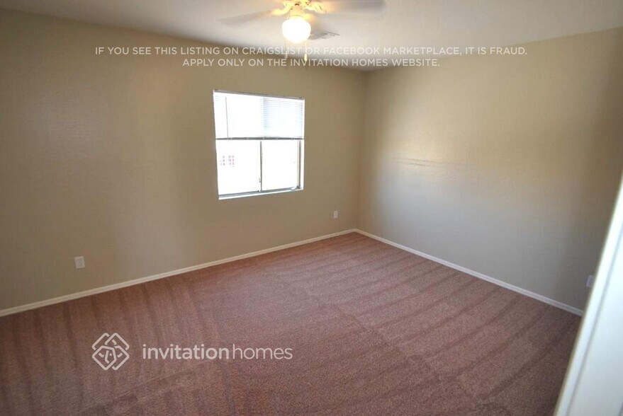 Building Photo - 12334 W Windrose Dr