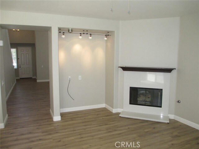 Building Photo - 41201 Crooked Stick Dr