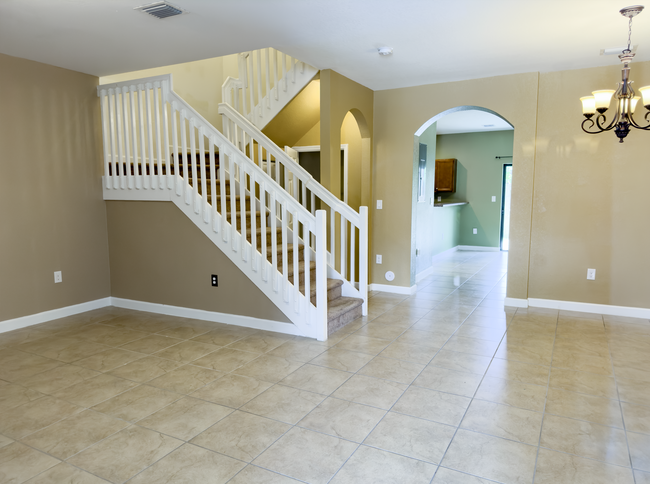 Living/Dining room - 15069 SW 115th St