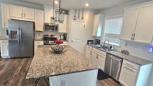 Building Photo - 1640 Coasta Way