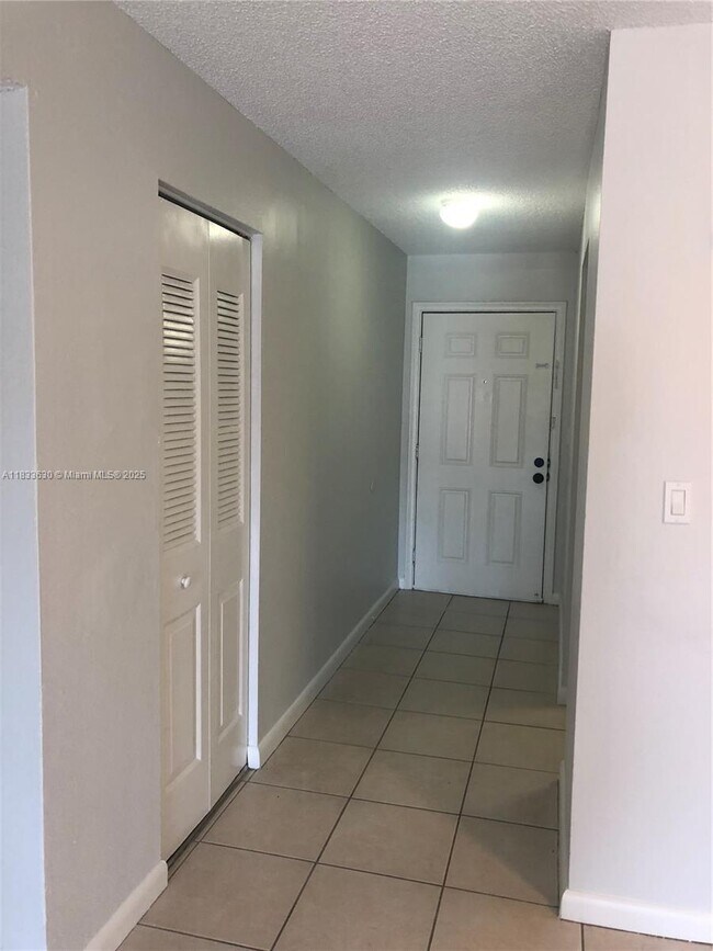 Building Photo - 9970 SW 88th St