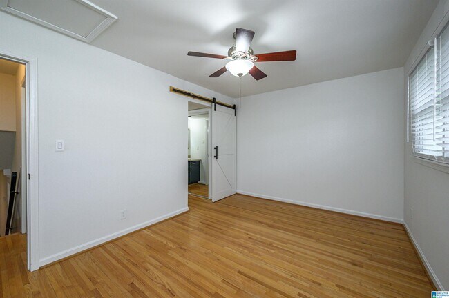 Building Photo - 1064 Sherbrooke Dr