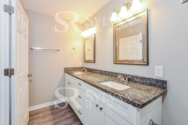 Building Photo - This cute 3BR, 2BA home is move-in ready