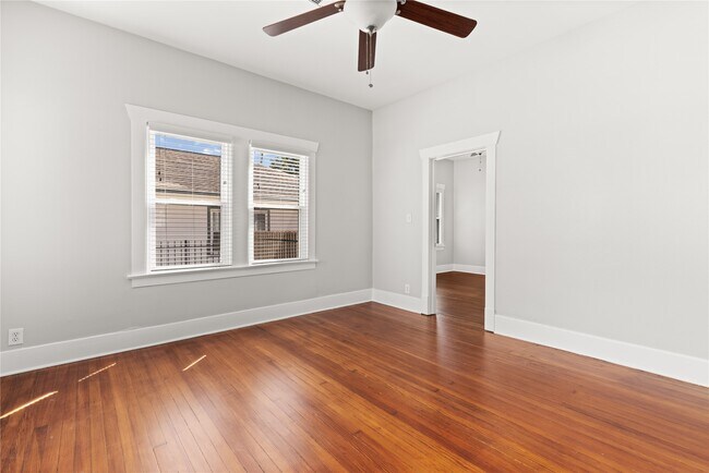 Building Photo - 707 Tabor St