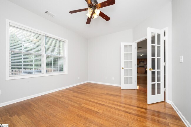 Building Photo - 113 Carissa Ct