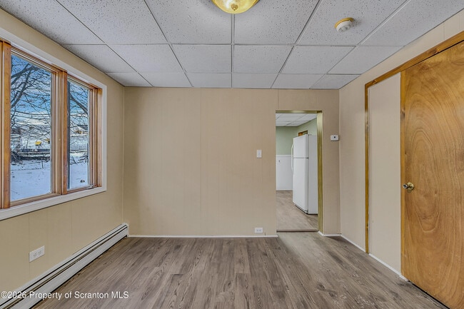 Building Photo - 2513 N Main Ave