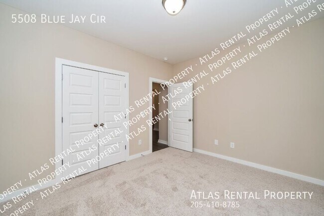 Building Photo - 5508 Blue Jay Cir